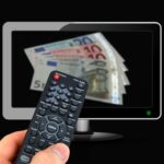 Grafico che mostra l'andamento del canone RAI e le nuove tariffe ufficiali.